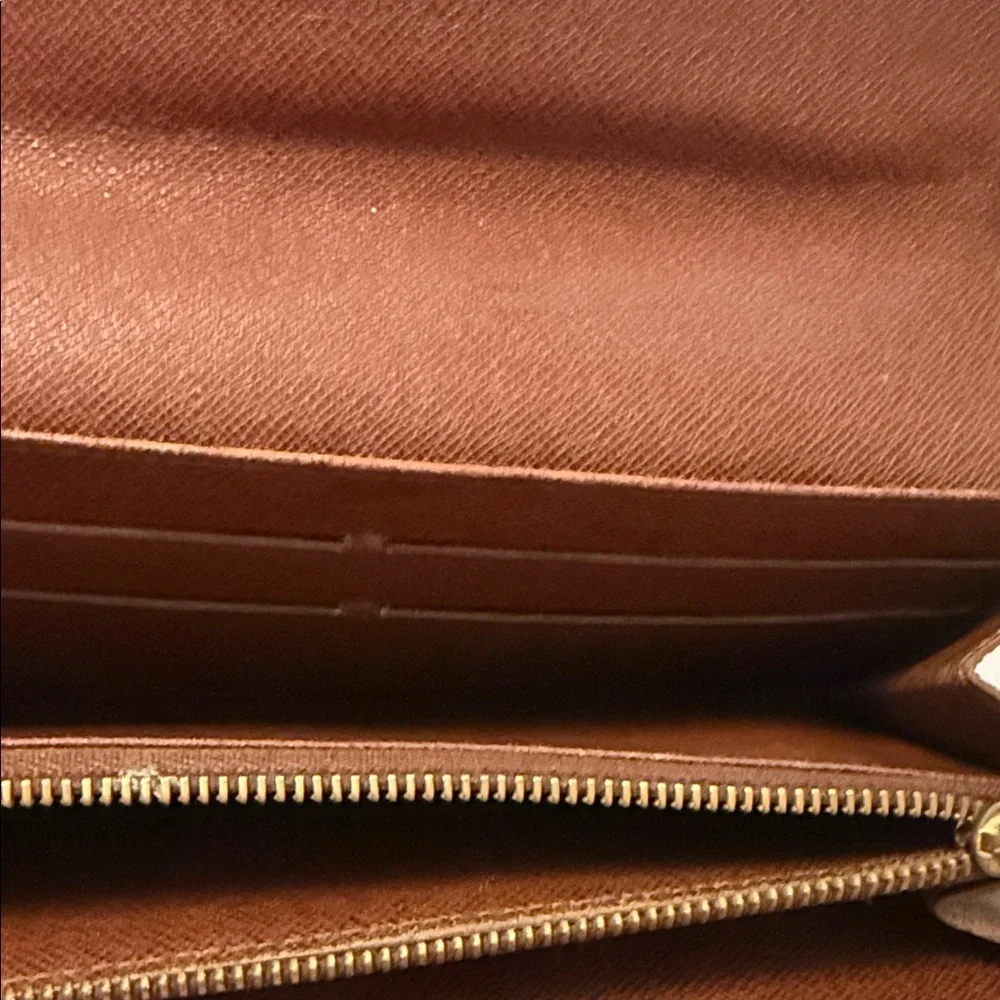 Louis Vuitton Brown Monogram Sarah Wallet Long Vintage